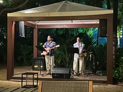-三亚艾迪逊酒店·海滩烧烤 BARBACOA·现场乐队·浪漫晚餐·烧烤海鲜