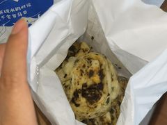 -李与白包子铺(桐梓林店)