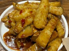 -粉八·云南米线·建水烧烤(常熟路店)