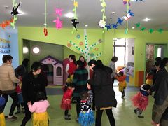 -四叶草托育园(张江园店)