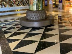 -欢乐空间KTV(奥山世纪城店)