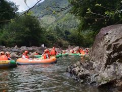 -雅鲁激流探险漂流
