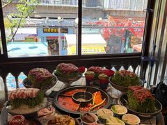 -热火朝天鲜切牛肉火锅(南强街巷店)