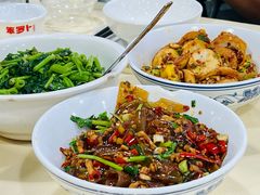 -笨罗卜浏阳菜馆(太平街店)