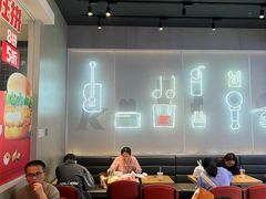 -肯德基(凯德国贸店)
