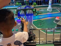 -鸿通城购物中心