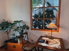 -In Cafe隐食研室