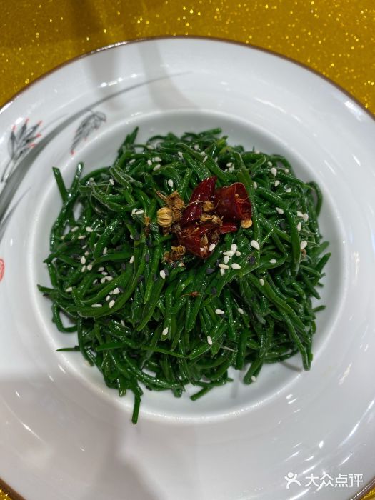 德乐海蒙餐炝拌草原沙葱图片