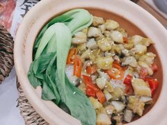 -煲仔皇腊味煲仔饭(经四万达店)