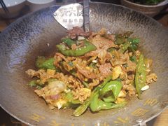 -费大厨辣椒炒肉(万家丽一店)