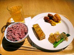 黄油煎鱼咖喱鸡厚蛋烧五谷米饭套-无印良品餐堂 MUJI Diner(成都太古里店)