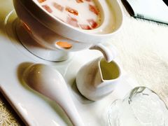 -燕庭·纯燕窝·甜品下午茶(南京西路店)