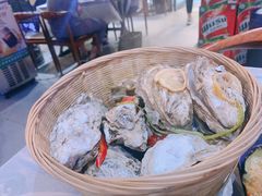 -金陵大勇烧烤·小龙虾·海鲜大咖(竹山路店)