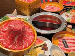 -牛YO寿喜烧·铁板烧和牛火锅自助(市府恒隆店)