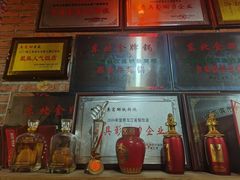 -鱼窝棚柴火铁锅炖(富山屯店)