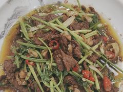 -湖南人家湘菜馆(镇江路店)