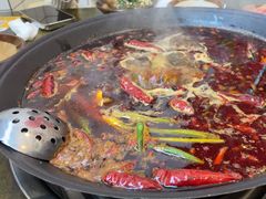 -黄潇洒老火锅(九眼桥宏济巷店)