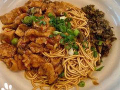 -佬钱湾仔(衣裳街店)