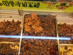 -周黑鸭(武汉汉阳区江城大道永旺店)