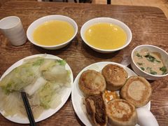 -清真吴记门钉肉饼·喜多利