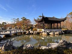 -上海滴水湖皇冠假日酒店