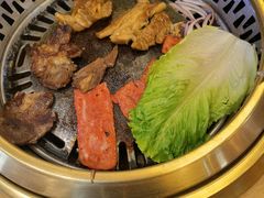 -汉江山料理级自助烤肉黑金冠(周口好吃城店)