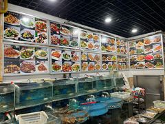 -鑫渔港海鲜本地菜·山海关浑锅(东戴河店)