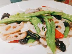 -荷塘秋月·本帮江浙菜(国权路店)