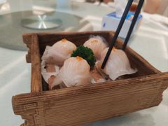 -龙悦湾酒家·八阵鱼生·渔人码头店