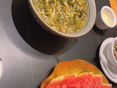 -陈厨老味·老派郴州菜(宜章店)