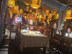 -老湖南民间菜·牛肉十八炒(花都店)