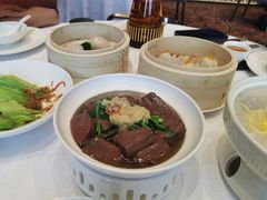 -景月阁空中食府(希尔顿酒店)
