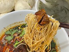 -李与白包子铺(桐梓林店)