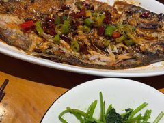 -莲餐厅·湖北菜·潜江小龙虾店(愚园路店)