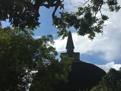 -波隆纳鲁沃古城皇家宫殿