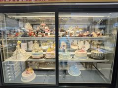 面包甜点陈列柜-汉柏麦香德国面包房(海信店)