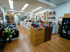 店内环境-SUTTONS UGG Box Hill分店
