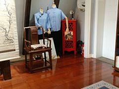 -荒岛书店(黄县路店)