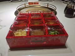 -领鲜天下·焗海鲜·花胶鸡(天目里店)