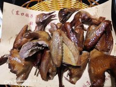 -东口码头·烧鸽子·鱼头泡饼·地方菜(金鹰悦城店)