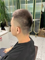 -童辉造型