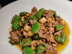 杭椒爆炒牛肉-新白鹿餐厅(松江开元地中海店)