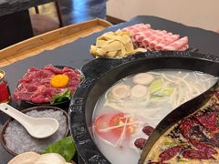 -老酉火锅(阳明古镇店)
