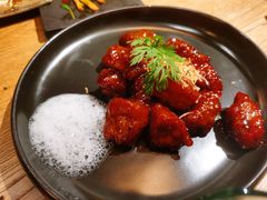 红酒泡沫牛仔粒-荟廷·晶萃(陆家嘴尚悦湾店)