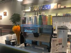 -WOW coffee