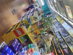 -新华书店(泉城路店)