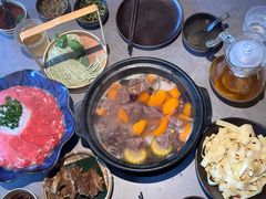-罗勒家·养生火锅· Bistro(大望路店)