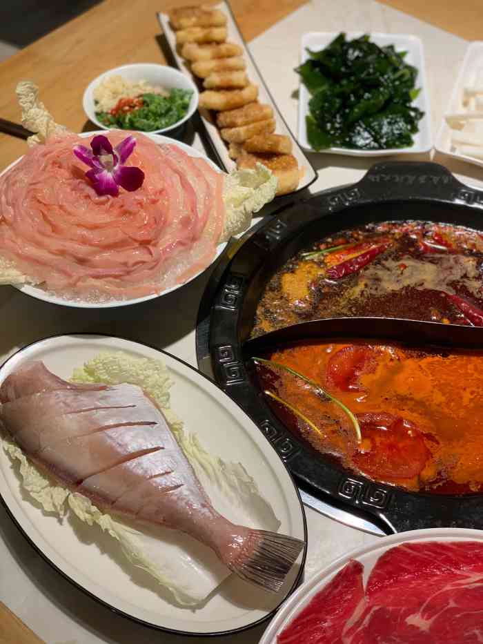 满庭芳庭院火锅(青神南街店)-"是在大众点评上刷到这家店的 [薄荷]