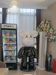 -More摩尔医美の注射线雕光电中心