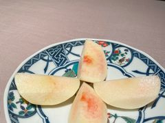 奉化水蜜桃-荣轩(新荣记环球金融中心店)